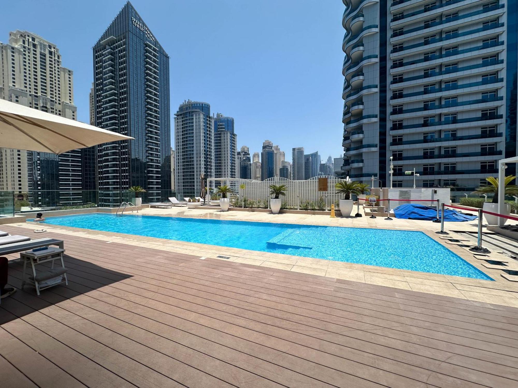 Lux 1br Direct Access To Marina 4 People