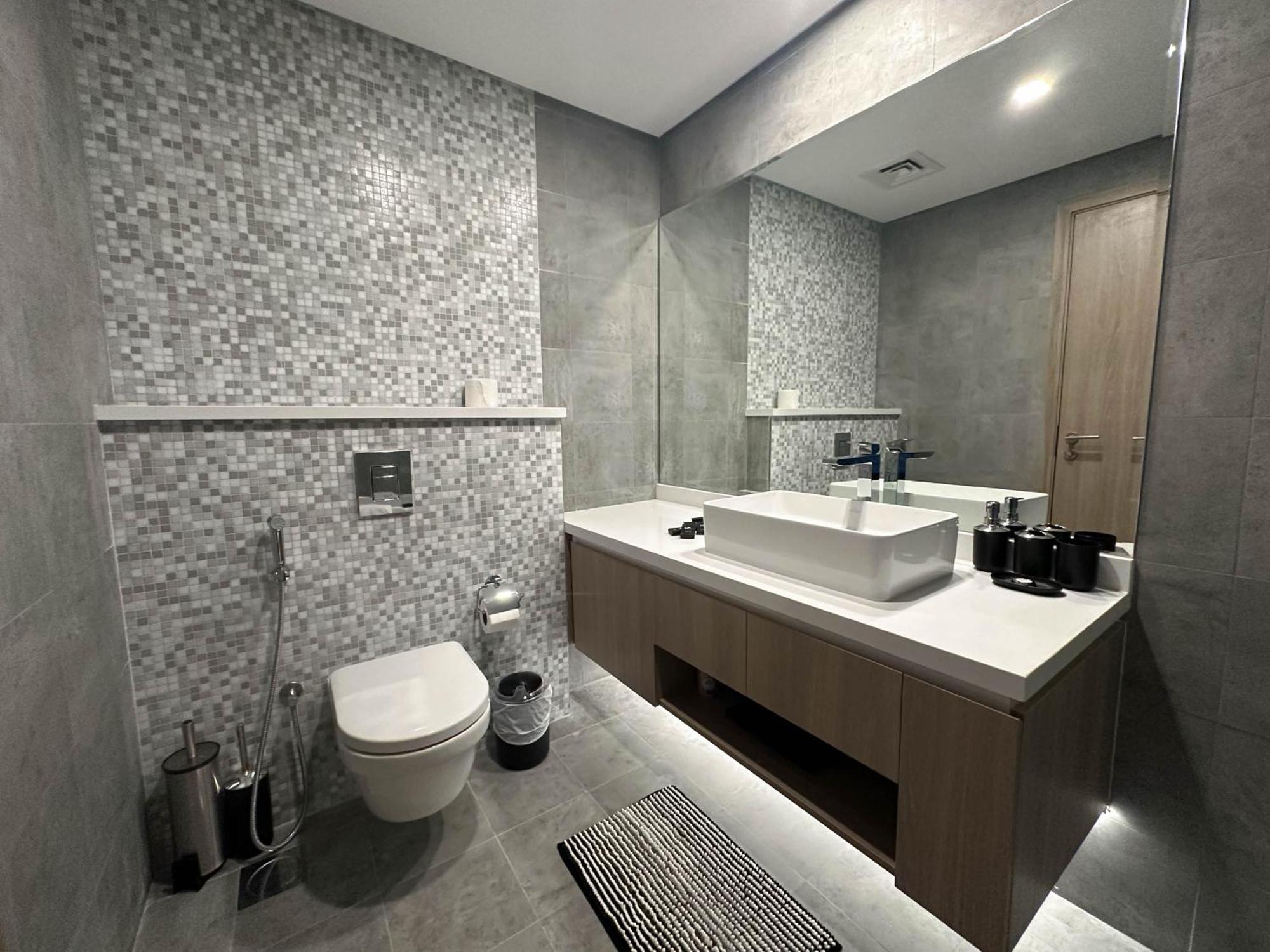Lux 1br Direct Access To Marina 4 People * Dubai