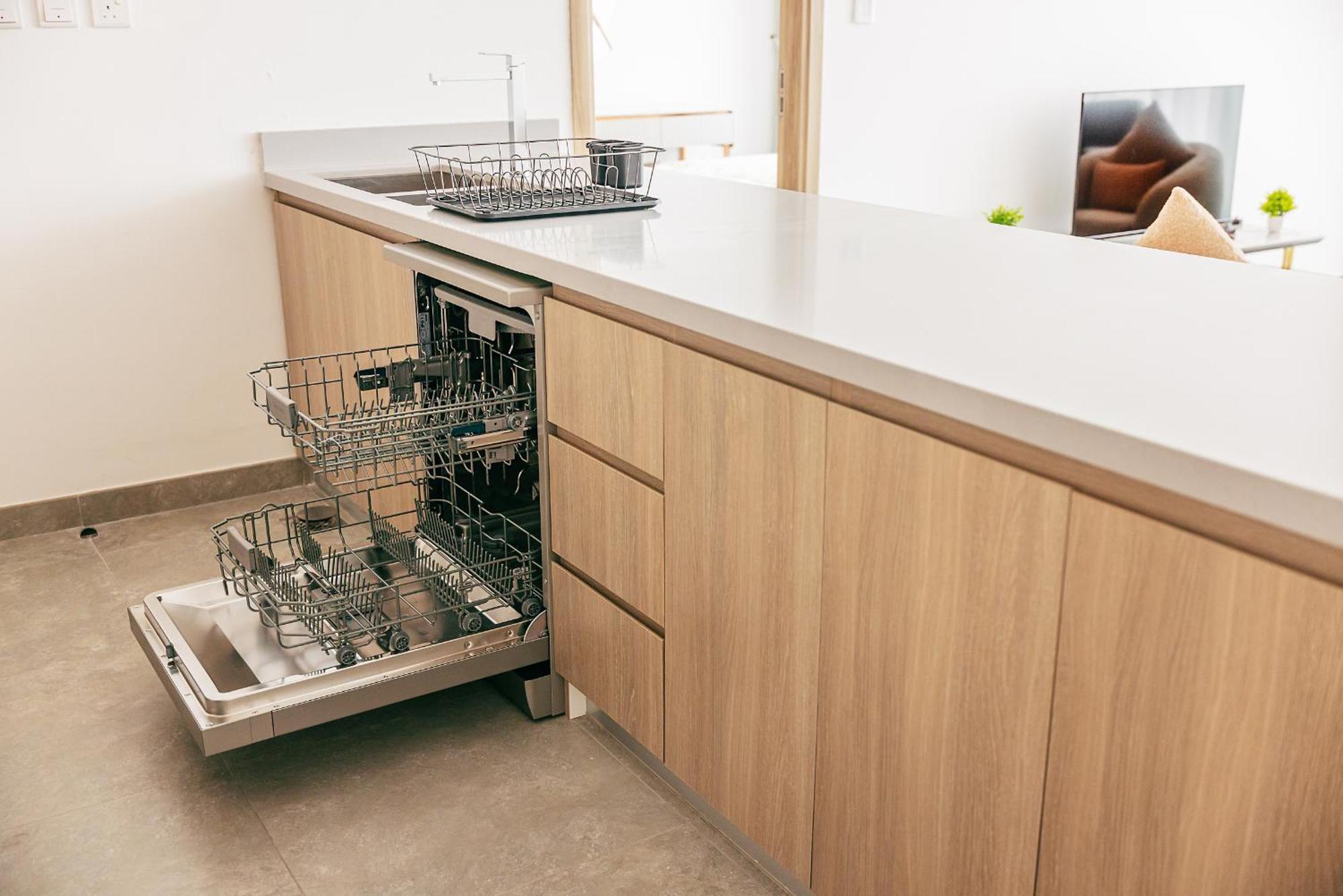 Lux 1br Direct Access To Marina 4 People *